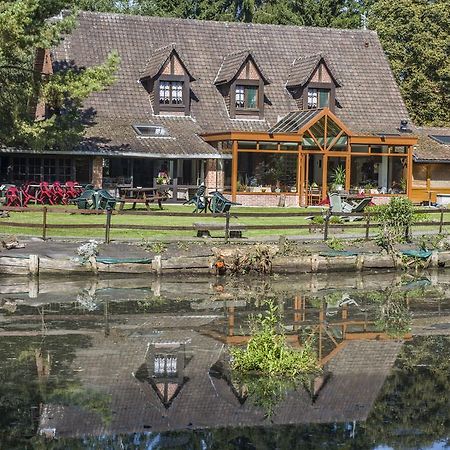 Auberge Du Bord Des Eaux - Demi-Pension Assuree Sur Reservation Saint-Amand-les-Eaux Luaran gambar