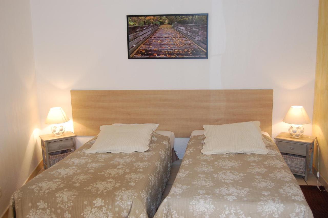 Auberge Du Bord Des Eaux - Demi-Pension Assuree Sur Reservation Saint-Amand-les-Eaux Luaran gambar