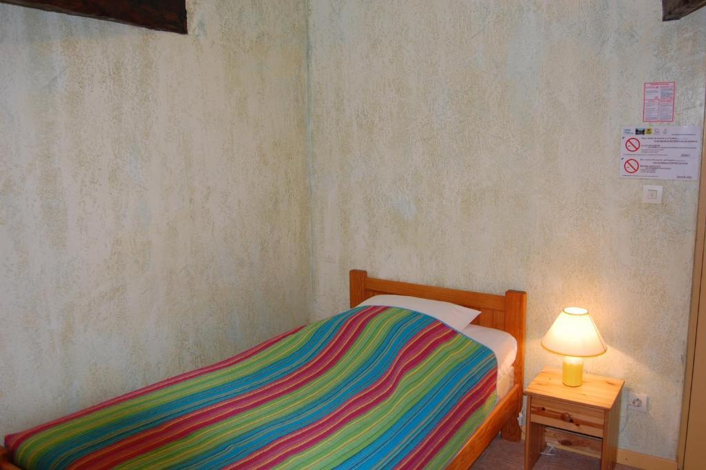 Auberge Du Bord Des Eaux - Demi-Pension Assuree Sur Reservation Saint-Amand-les-Eaux Bilik gambar