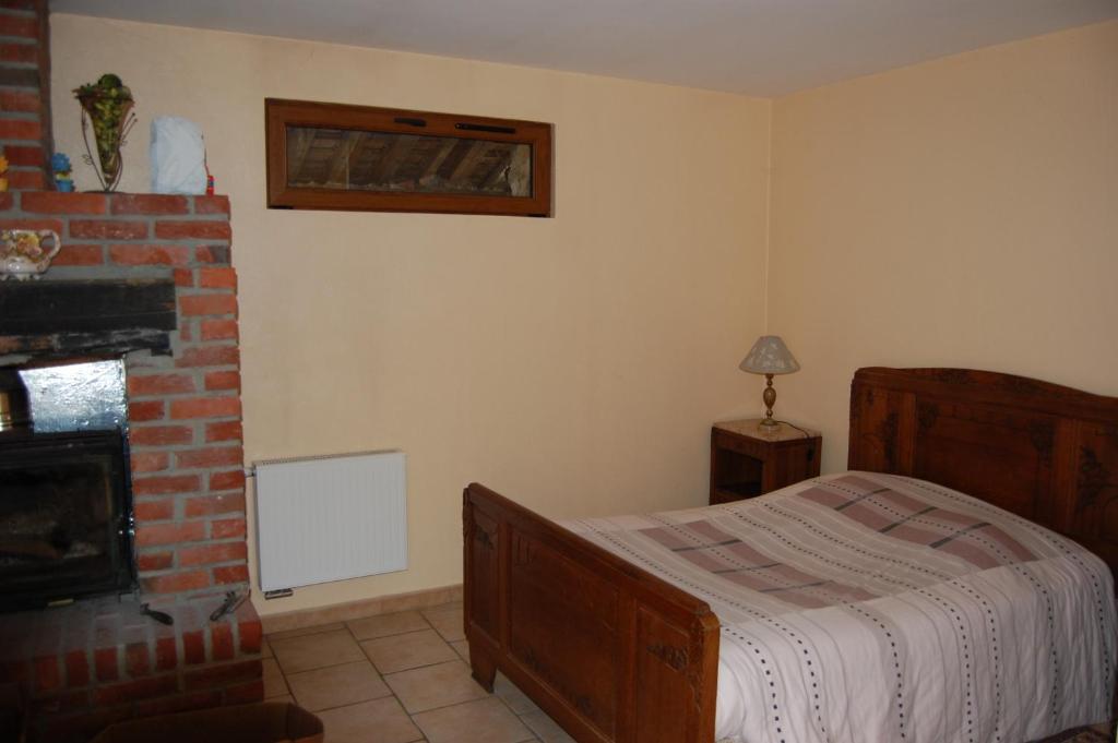 Auberge Du Bord Des Eaux - Demi-Pension Assuree Sur Reservation Saint-Amand-les-Eaux Bilik gambar