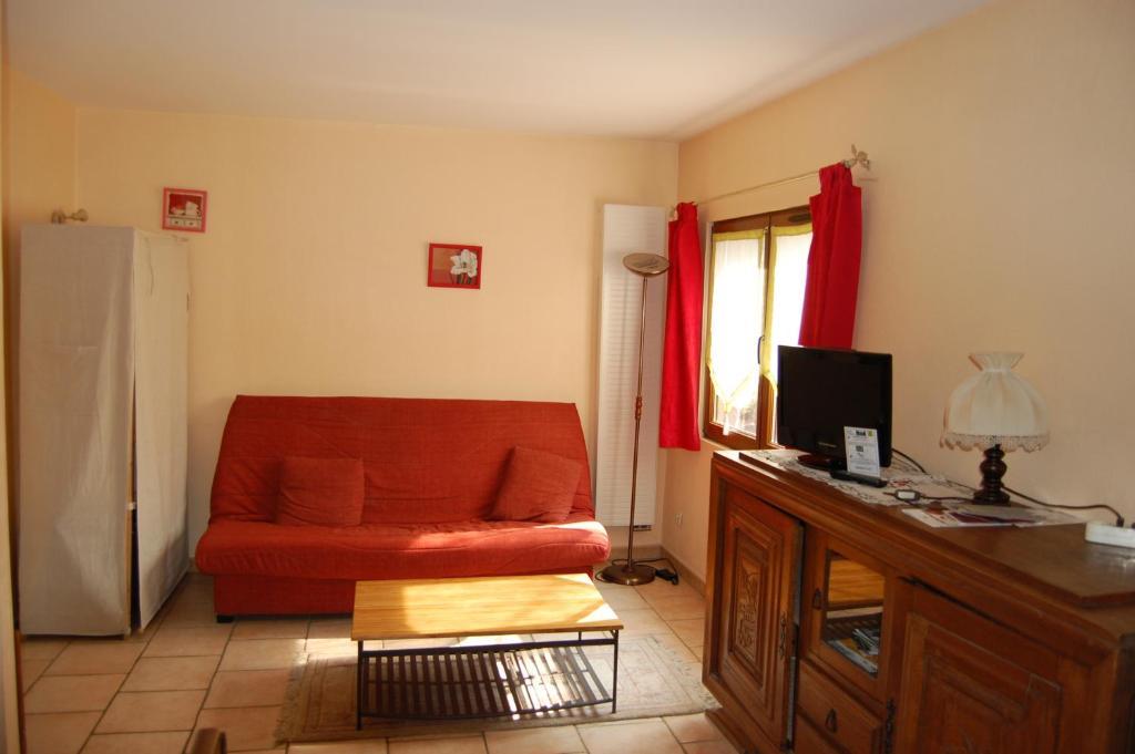 Auberge Du Bord Des Eaux - Demi-Pension Assuree Sur Reservation Saint-Amand-les-Eaux Bilik gambar