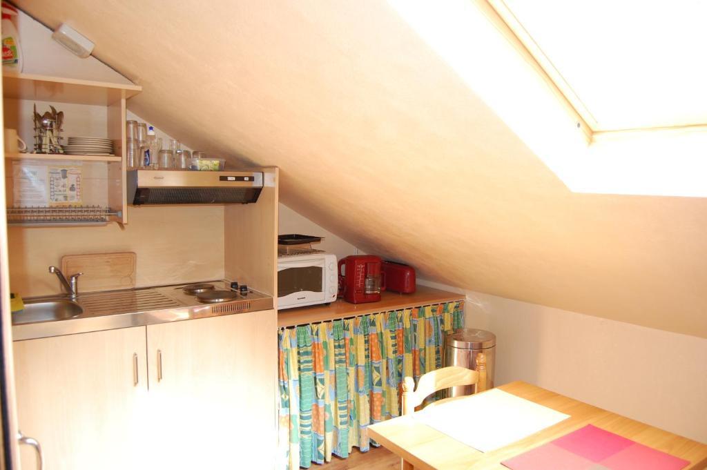Auberge Du Bord Des Eaux - Demi-Pension Assuree Sur Reservation Saint-Amand-les-Eaux Bilik gambar