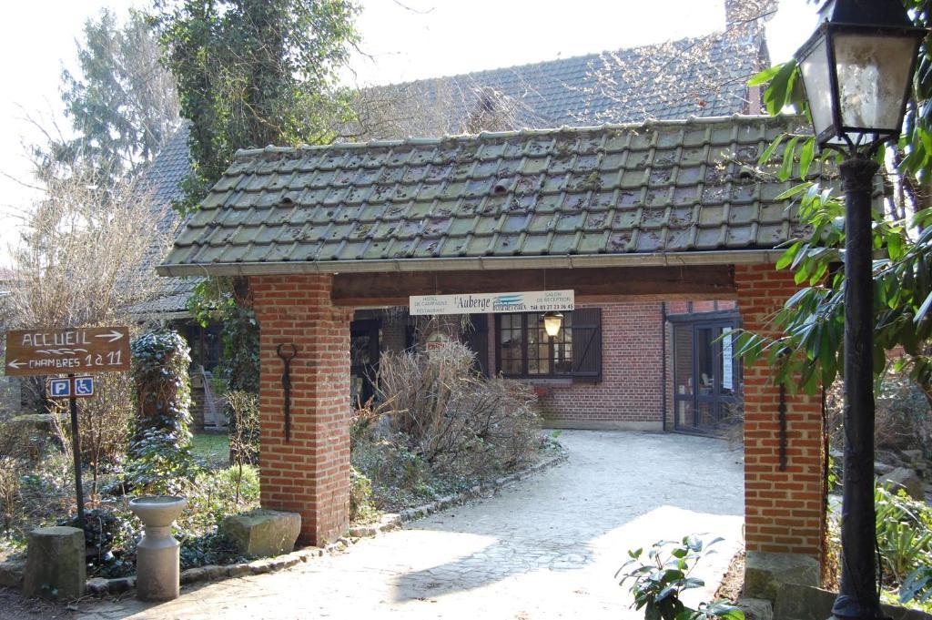 Auberge Du Bord Des Eaux - Demi-Pension Assuree Sur Reservation Saint-Amand-les-Eaux Luaran gambar